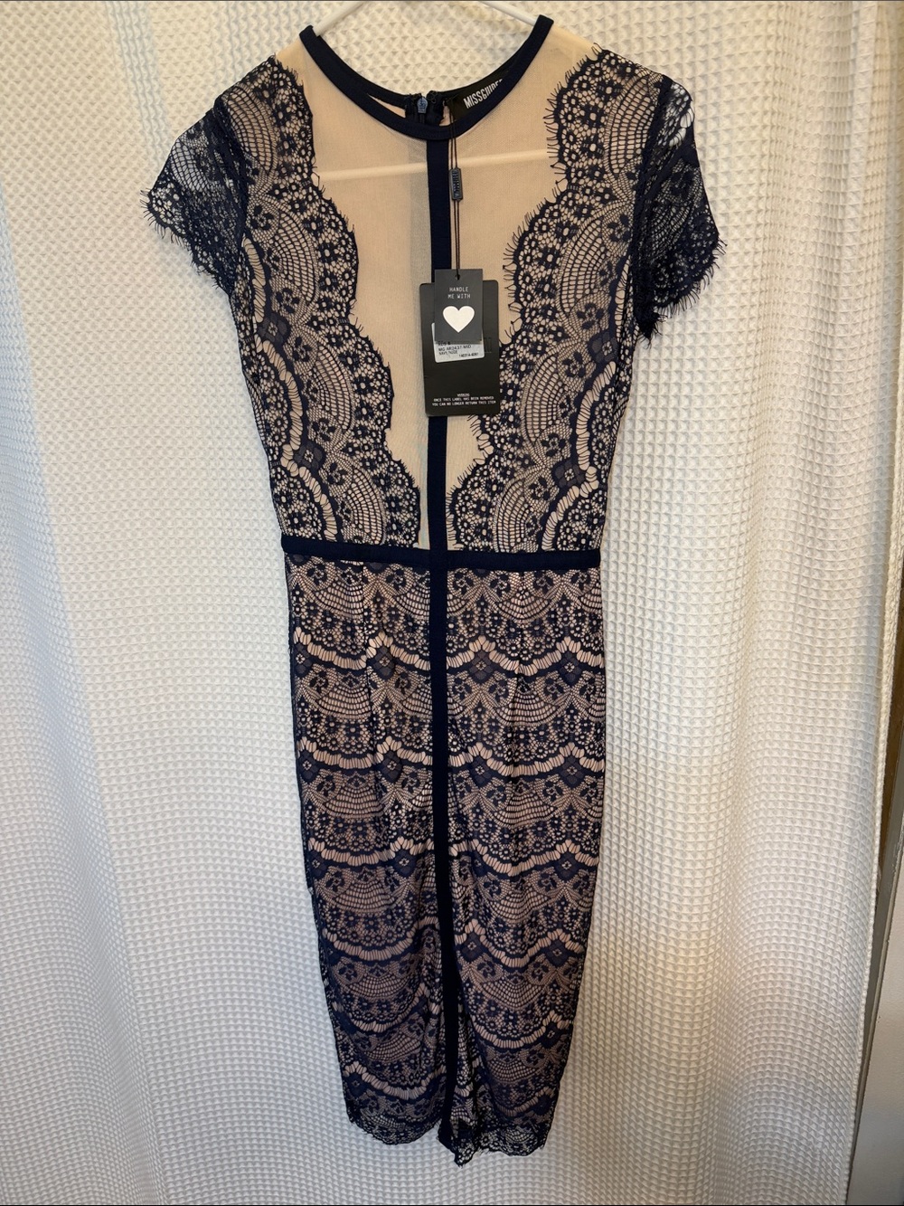 Missguided Lace Midi fitted Dress - Navy and Nude